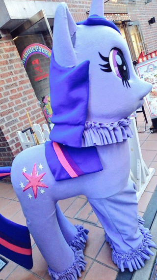 Illustration for article titled Japan Has a My Little Pony Cafe